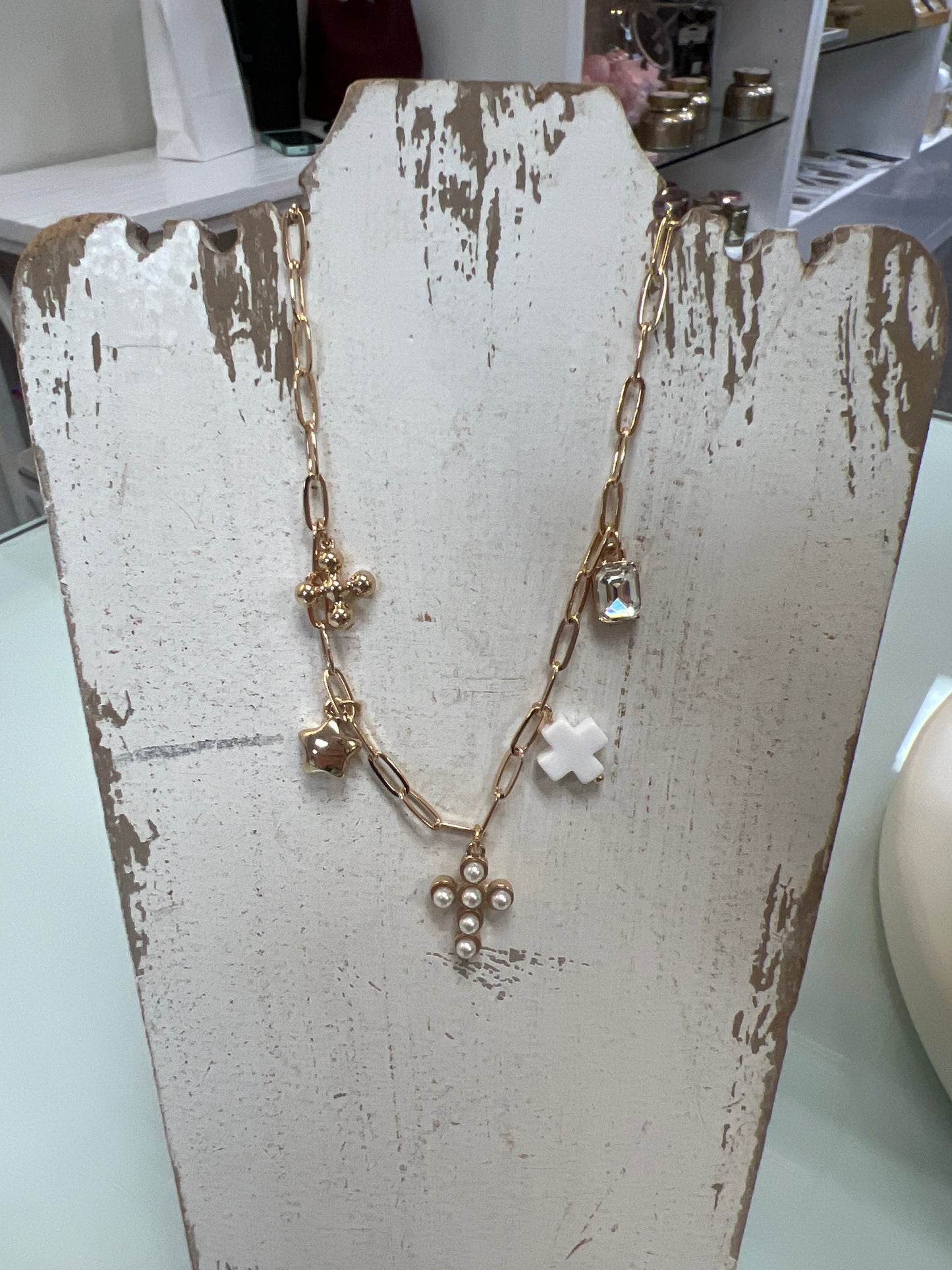 What’s Hot Jewelry Necklaces