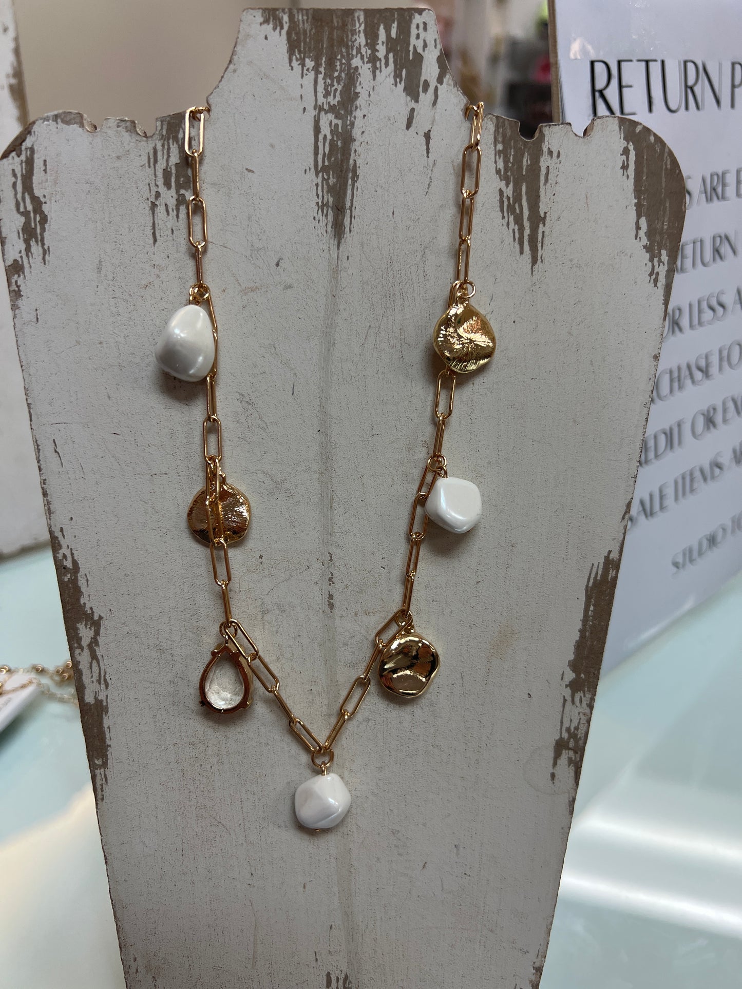 What’s Hot Jewelry Necklaces