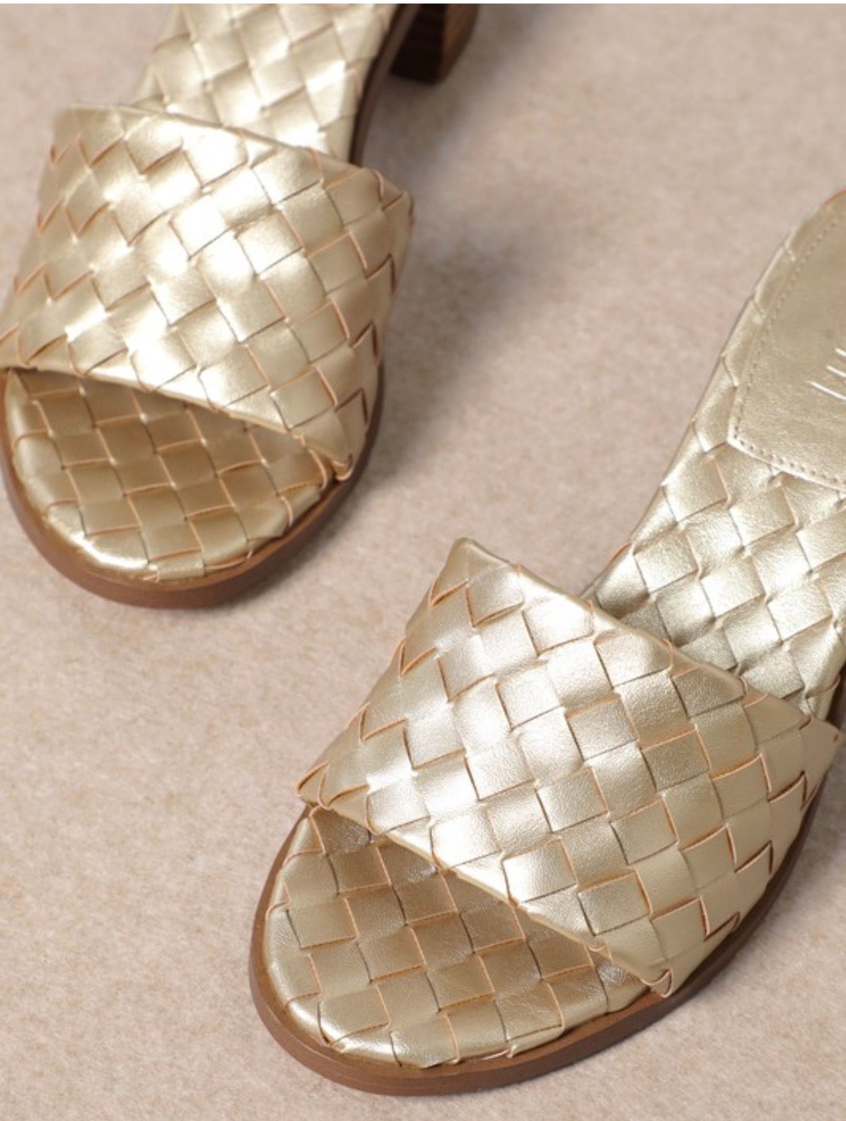 Helen Sandal