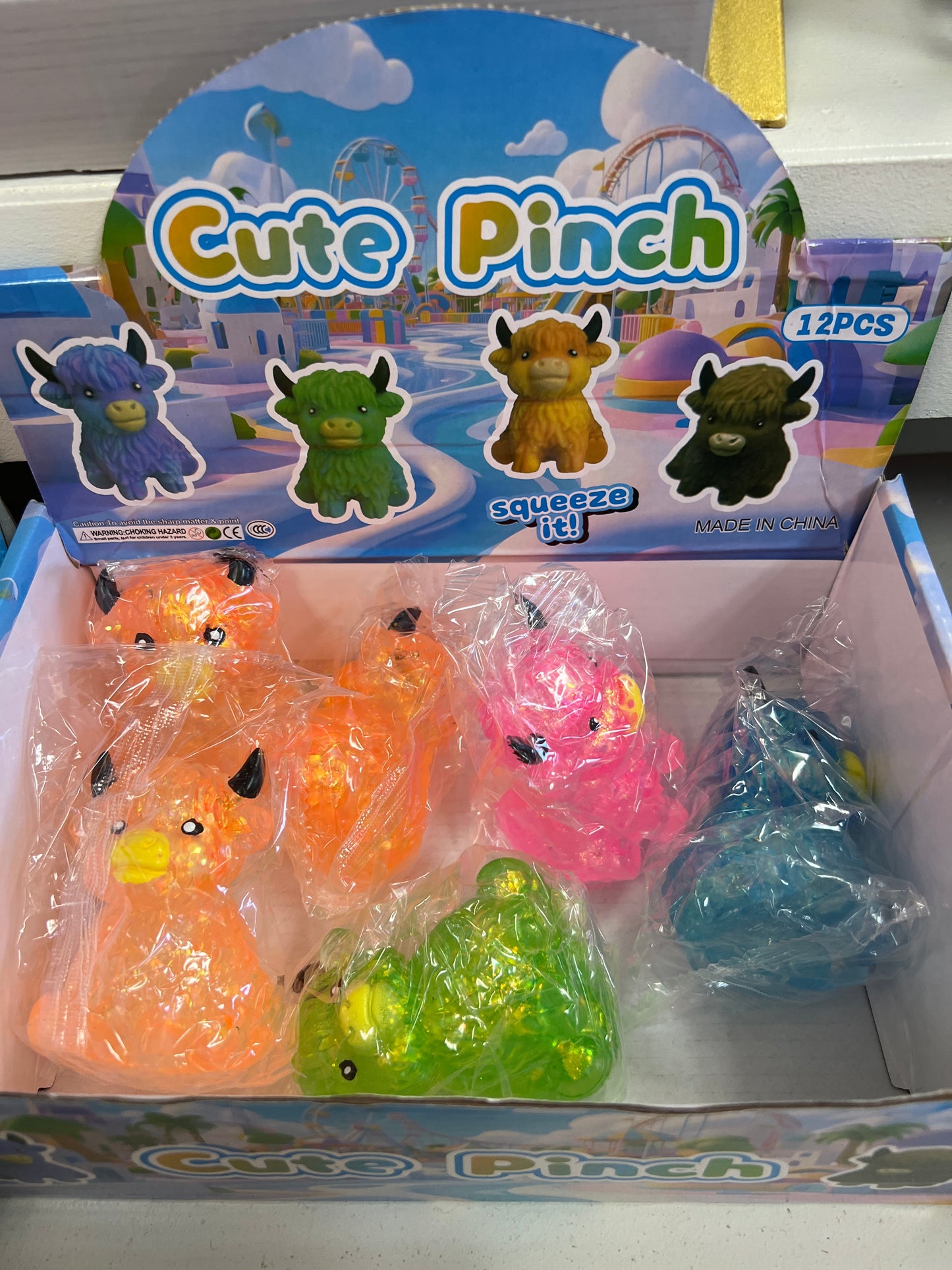 Highland cow glitter squishy