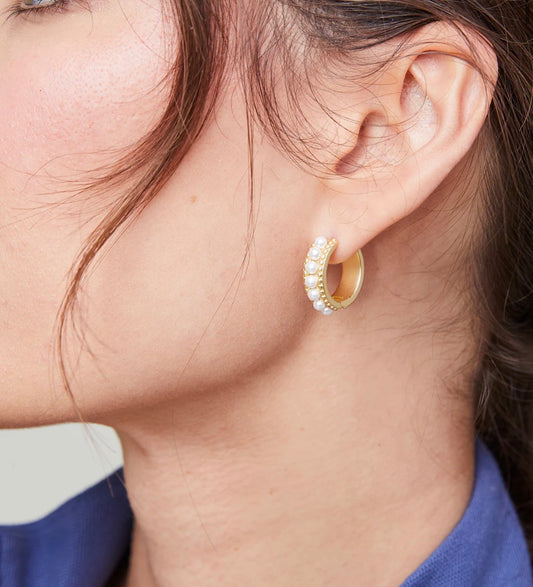 Mini hoop prl earrings