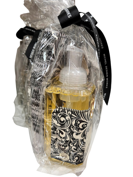 Hand & Napkin Set