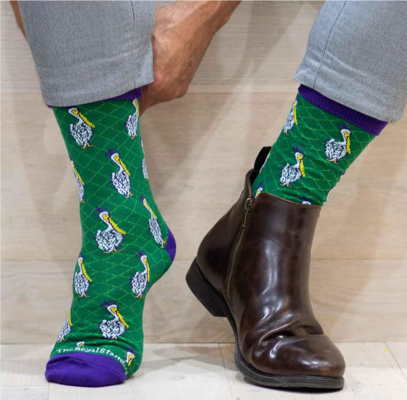 Men’s Mardi Gras pelican socks