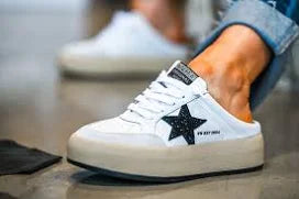 Val Sneakers